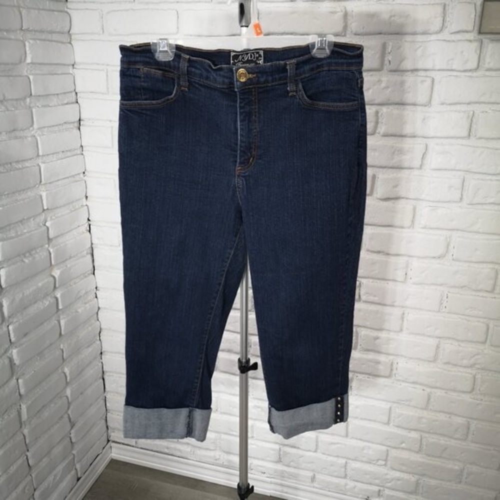 NYDJ Premium Denim Ladies Size 12 Medium Wash Jean Capri Pants